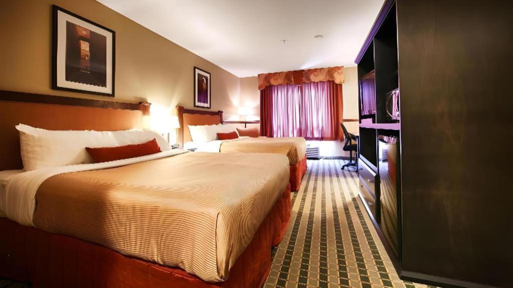 Best Western Diamond Inn Three Hills Exteriör bild
