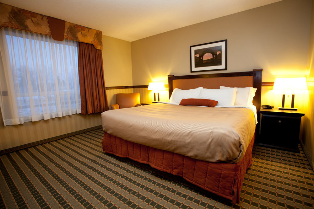 Best Western Diamond Inn Three Hills Exteriör bild